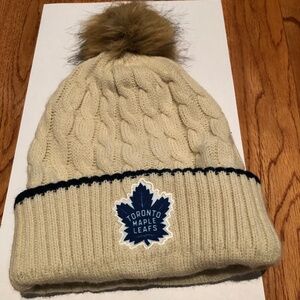 Toronto Maple Leafs knit hat with pom